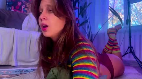 Snapshot of sasha_moormeoow chatting on October 19, 6:18 am Alexandra Sasha in short online show from October 19, 6:18 am