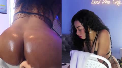 Snapshot of sashaa_monroe chatting on October 17, 11:58 am Sasha online show from October 17, 11:58 am