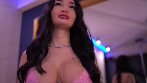 Dennise online show from January 9, 7:52 pm