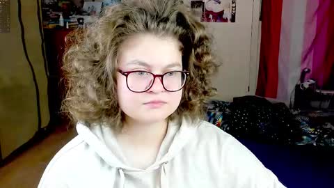 Snapshot of sashy_way chatting on October 23, 9:11 am .Alexandra online show from October 23, 9:11 am