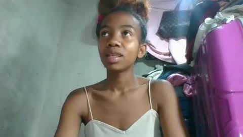 sasivia08 online show from March 20, 3:39 pm