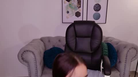 saskia litt online show from February 21, 7:22 am