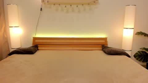 Snapshot of satimilf_ chatting on December 4, 7:22 am Sati online show from December 4, 7:22 am