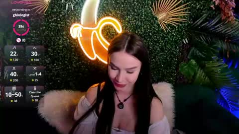   online show from May 5, 6:13 pm