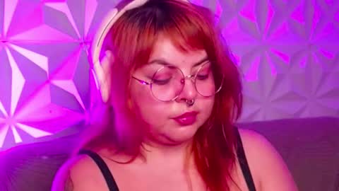 Snapshot of satyn_doll chatting on September 10, 1:28 am Gina George online show from September 10, 1:28 am