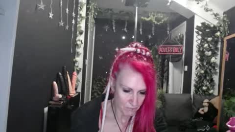 SaucySky online show from March 2, 9:38 am