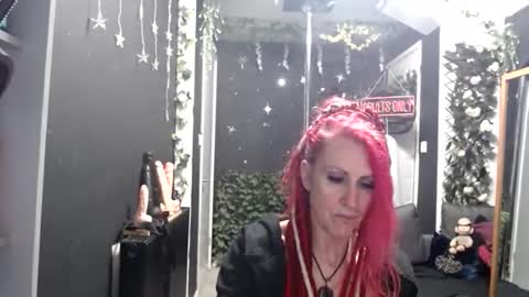 SaucySky online show from March 22, 9:19 pm