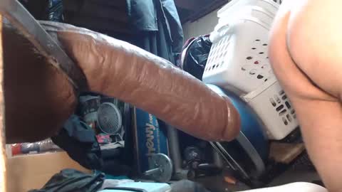 Snapshot of sausage_rider chatting on October 26, 6:58 am Sausagerider online show from October 26, 6:58 am