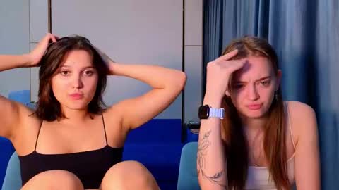 Snapshot of sav_anna chatting on September 25, 5:09 pm LUNA and ANNA    online show from September 25, 5:09 pm