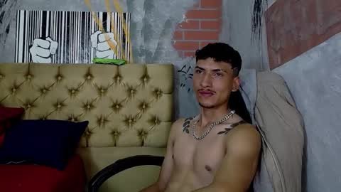 SavageLover  online show from December 14, 3:57 am