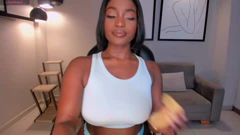 S a v a n n a h  online show from October 13, 2:08 pm