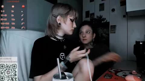 pronoun she. name Mary. age 21. online show from September 21, 12:25 am