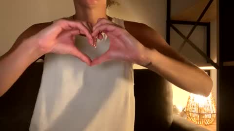 saymym online show from April 4, 9:11 pm