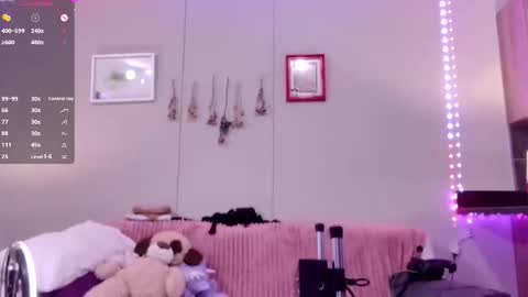 Snapshot of scarlet_carnal chatting on October 8, 11:43 pm Scarlet Carnal - online show from October 8, 11:43 pm
