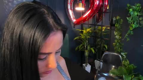 Scarlet Edwars online show from February 28, 1:37 am