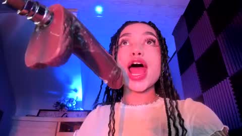 scarlet_gold online show from February 26, 4:19 am