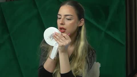 Scarlet online show from November 29, 12:18 am