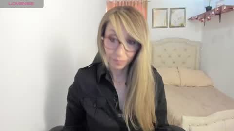 scarletfs online show from July 28, 12:48 pm