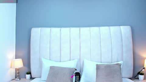 Scarlet online show from October 24, 4:24 am