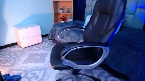 Snapshot of scarlett6_ chatting on October 18, 12:09 pm Scarlett online show from October 18, 12:09 pm