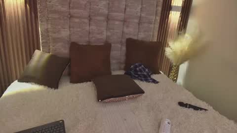 Scarlett Collins online show from March 6, 6:41 am