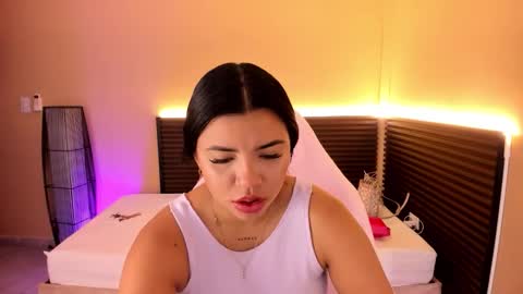 scarlett_enjoy1 online show from January 15, 2:04 pm