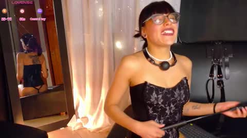 scarlett petyt online show from March 6, 4:44 am