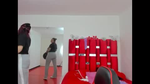 scarlett_red_11 online show from May 18, 4:24 pm
