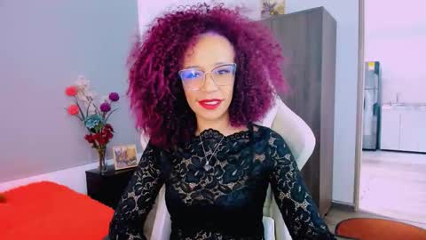 Scarlett online show from February 4, 9:30 pm