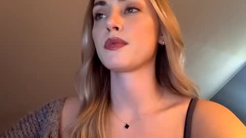 ScarlettxBlonde online show from April 14, 2:09 pm