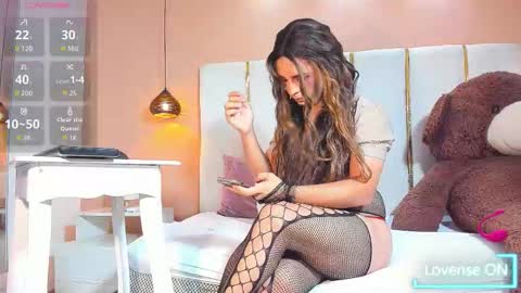 Scarllet online show from March 18, 2:56 pm