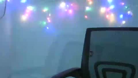 mai latina online show from February 24, 1:19 am