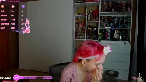 Rina online show from May 7, 7:26 am