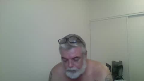 Snapshot of schooner73 chatting on February 10, 2:19 am Schooner73 online show from February 10, 2:19 am