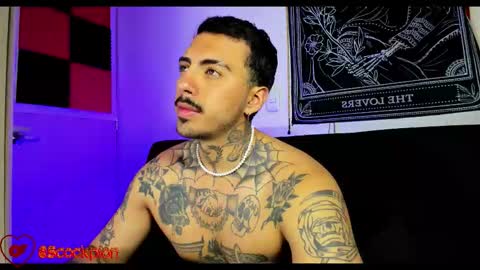 Snapshot of scockpion_ chatting on October 13, 4:47 am Alejandro help me to reach 200 thumps up online show from October 13, 4:47 am