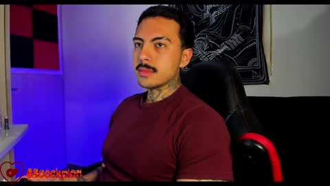 Alejandro help me to reach 200 thumps up online show from November 3, 7:31 am