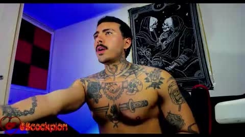 Snapshot of scockpion_ chatting on September 24, 10:33 am Alejandro help me to reach 200 thumps up online show from September 24, 10:33 am