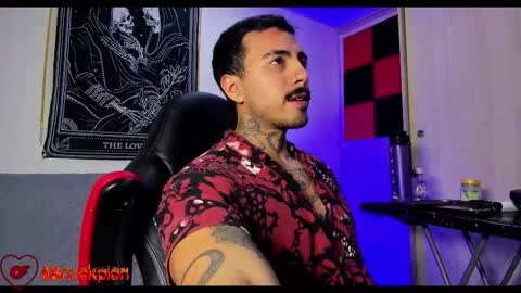 Alejandro help me to reach 200 thumps up online show from January 12, 2:40 am