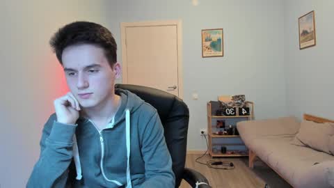 Thomas brunette and Alex blond online show from February 3, 3:27 pm