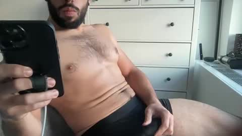 scootdub212 online show from December 27, 9:11 pm