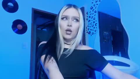 Goddess online show from July 17, 11:17 pm