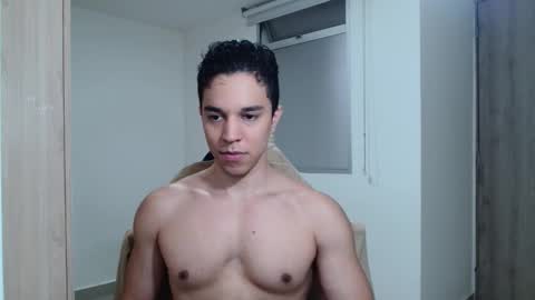 Twitter Scott brasher1 Instagram Camiloestuardo2 online show from January 3, 10:29 pm