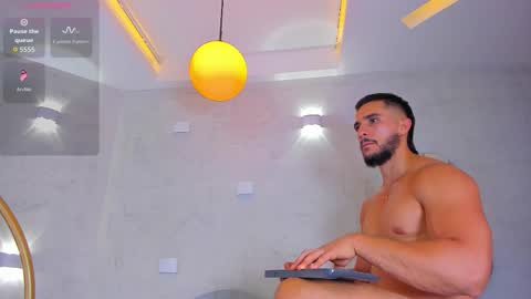 Scottfischer  online show from March 4, 7:22 pm