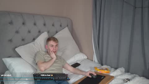 danny online show from March 21, 1:44 am