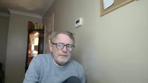 James online show from November 23, 4:27 pm