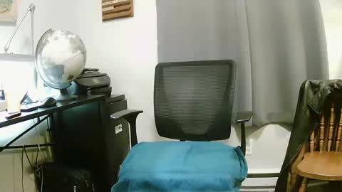 Snapshot of scotty528381565 chatting on December 9, 2:13 am Scotty online show from December 9, 2:13 am
