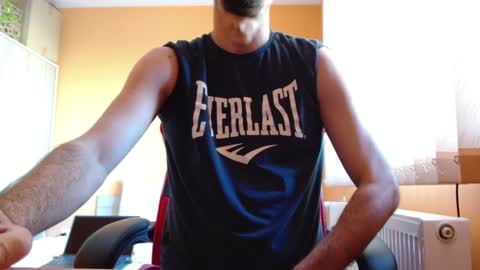 Snapshot of scotty_98 chatting on February 7, 2:37 pm scotty_98 online show from February 7, 2:37 pm