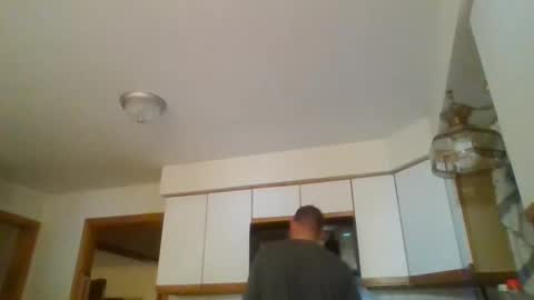 scottydoesntknow0 online show from January 2, 3:58 am