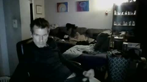 GettOffMyLawn online show from April 19, 2:34 am