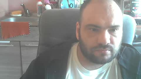 scuban87 online show from April 15, 10:29 am